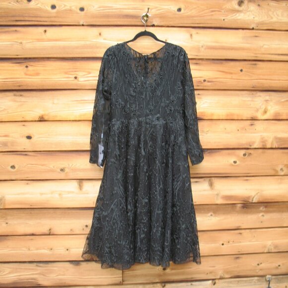 Mac Duggal 204041 Long Sleeve Floral Embellished Cocktail Dress - Picture 9 of 12